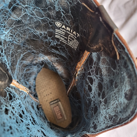 Ariat Rogue Pointed Snipped Toe Cowboy Boots Size 7B Leather - Picture 16 of 16